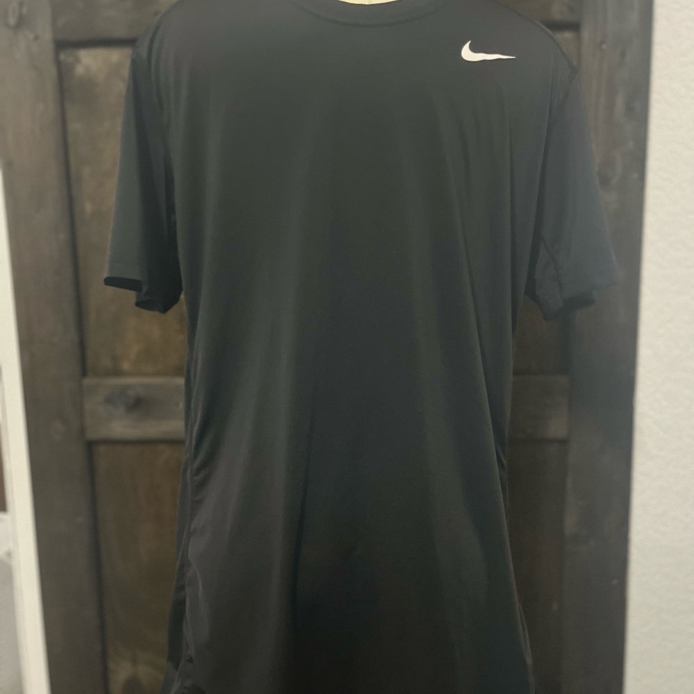 Nike Men's Black Dri-Fit Tee